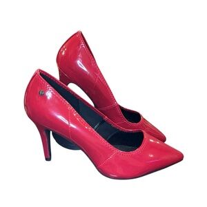 Vera Wang Glossy Red Heels